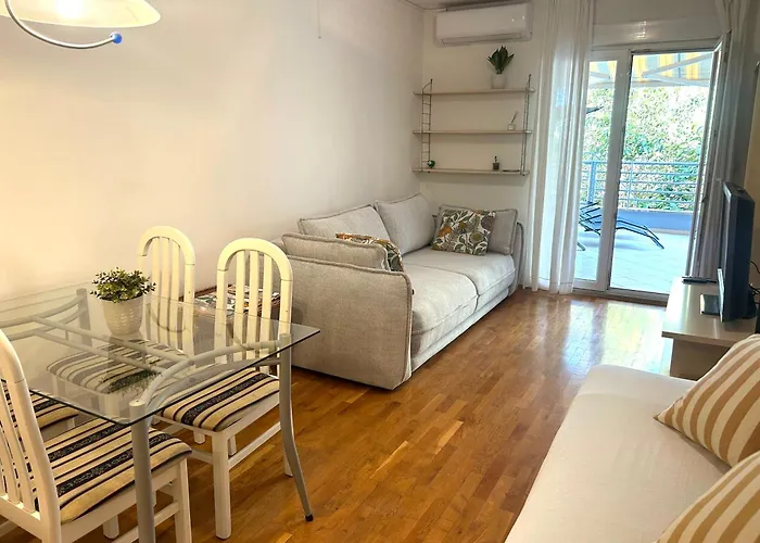 Beach Apartment Summertime